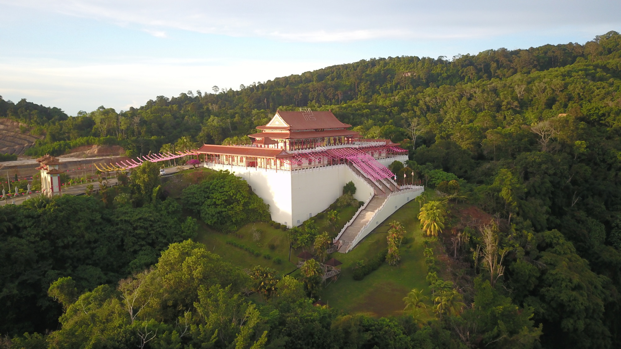 puu-jih-shih-temple